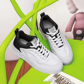 LUXE FLOW CASUAL SHOES